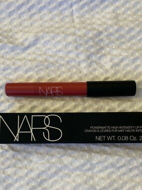 NARS Powermatte Lip Pencil in Viva Las Vegas